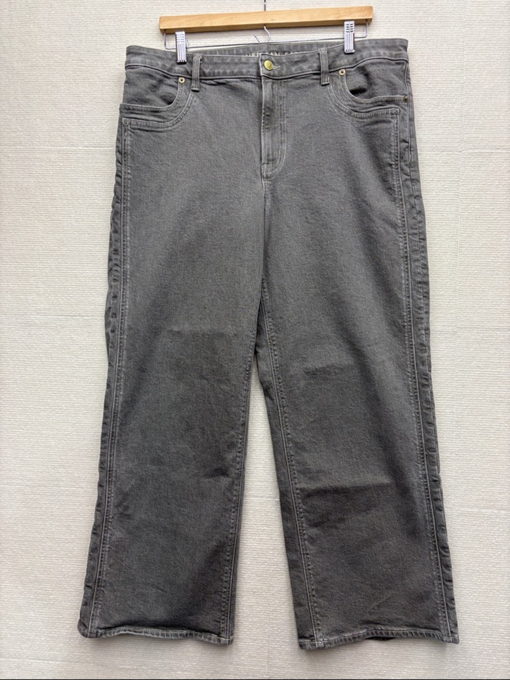American Eagle | stovepipe wide leg jeans 16